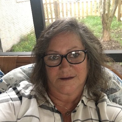 Profile Picture of Dawn Maloney (@DawnMaloney13) on Twitter