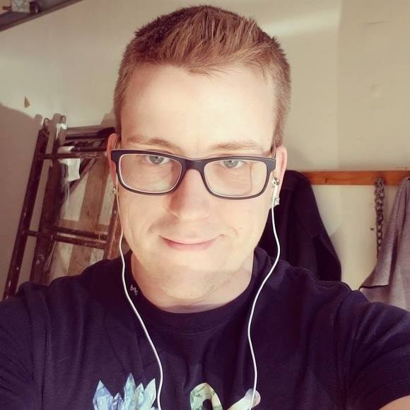 Profile Picture of Matt Lintner (@mattylintz) on Poshmark