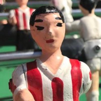 Profile Picture of Bob Heward (@bhmoth) on Twitter