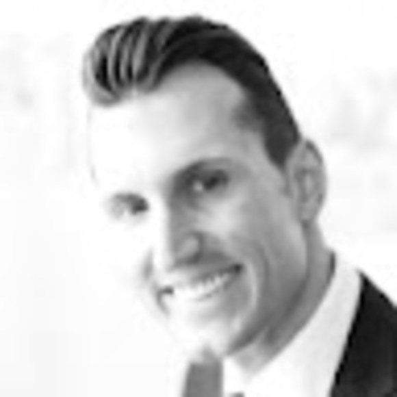 Profile Picture of Craig Schuette (@cscmrce) on Poshmark