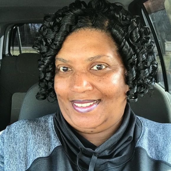 Profile Picture of Pamela Chiles (@pampamme3) on Poshmark