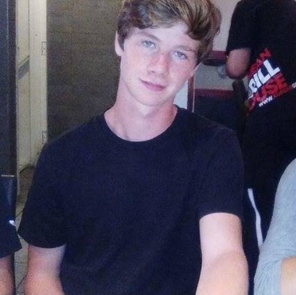 Profile Picture of David Macleod (@davidxman123) on Poshmark