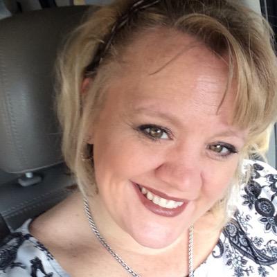 Profile Picture of Susan Ren Davis Wise (@SueReDavis) on Twitter