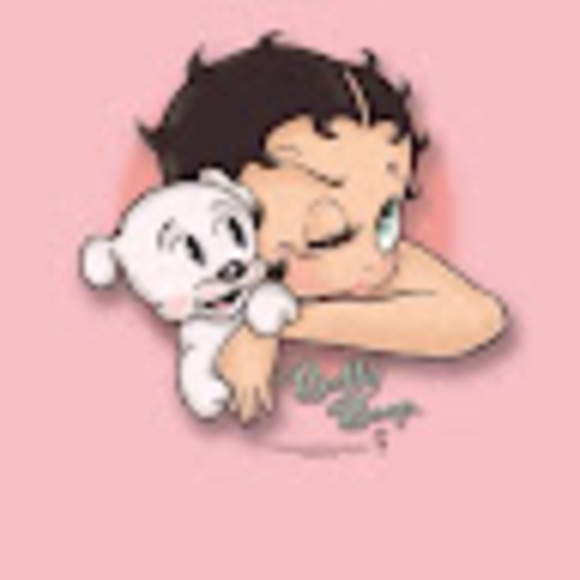 Profile Picture of Jordan Wyatt (@lovejaynicole8) on Poshmark