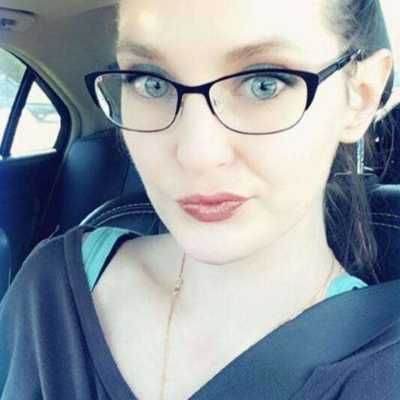 Profile Picture of Erica Mock (@ohfroggit) on Poshmark