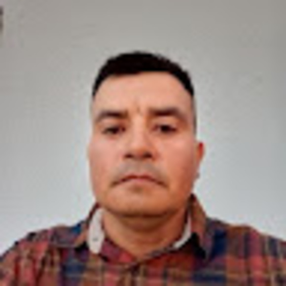 Profile Picture of Hugo Aranda (@haav42street) on Poshmark