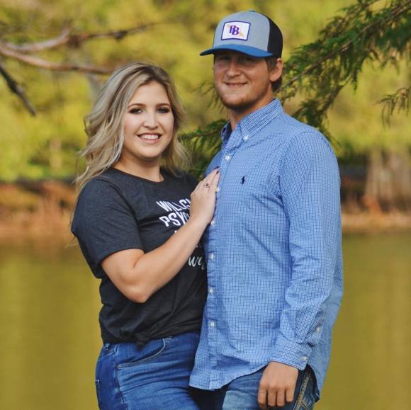 Shaylee Stephens - Poshmark Profile Picture of Shaylee Stephens (@shayleestephens) on Poshmark