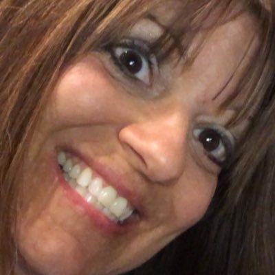 Profile Picture of Debbie Kern (@debbiekae916) on Twitter