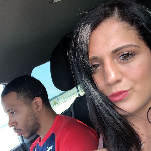 Profile Picture of Sharon Wright (@sharonkathyren) on Poshmark