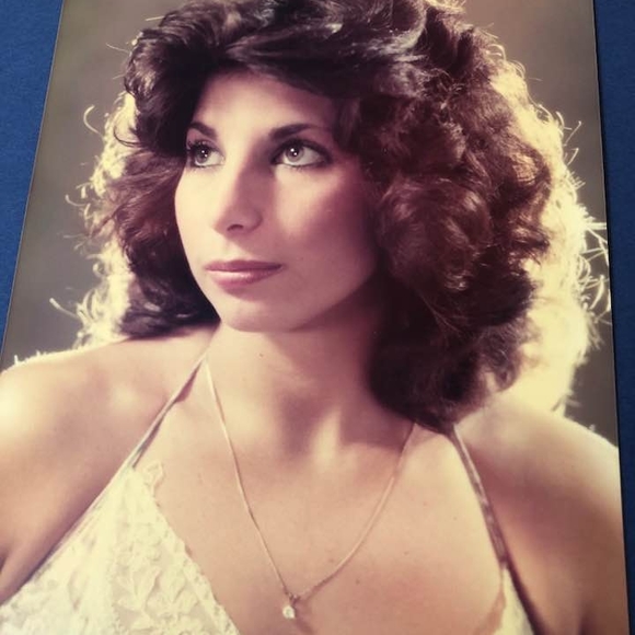 Profile Picture of Karyn Hillpot (@karynhillpot) on Poshmark