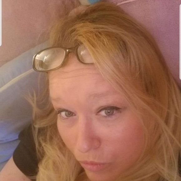 Profile Picture of Stacy Donnelly (@coty0509) on Poshmark