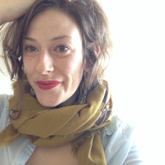Profile Picture of Julia Sands (@giuliaroma) on Poshmark
