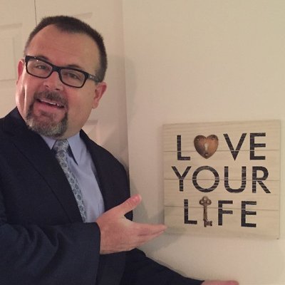 Profile Picture of William McCauslin (@WillMack43) on Twitter