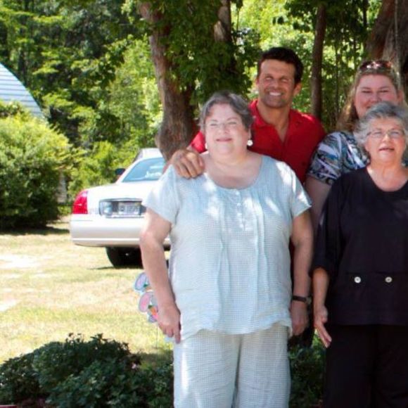 Profile Picture of Susan Stanley (@massalina) on Poshmark