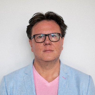 Profile Picture of Paul Kemp-Robertson (@ContagiousPaul) on Twitter