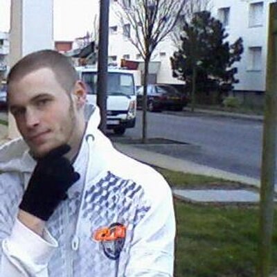 Profile Picture of Michael Deschamps (@mikamp3) on Twitter