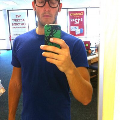 Harris Fox - Twitter Profile Picture of Harris Fox (@LoveRudeGals1) on Twitter