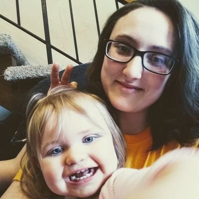 Profile Picture of Stephanie Springer (@Stephan10444326) on Twitter