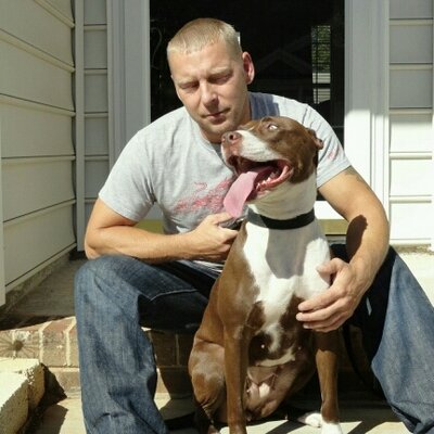 Profile Picture of Mike Favara (@FavMike) on Twitter