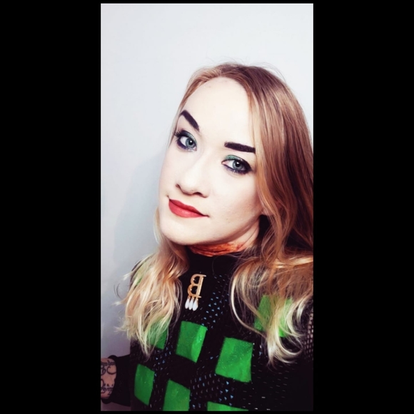 Profile Picture of Miranda Teneyck (@met2674) on Poshmark