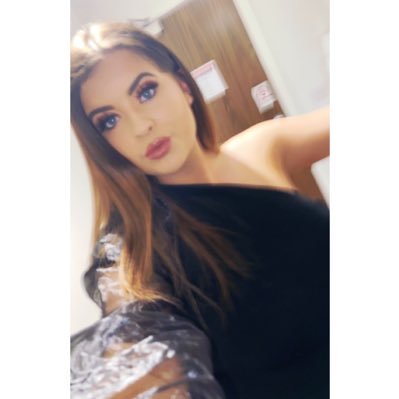 Profile Picture of Chloe Nugent (@chloenug1) on Twitter