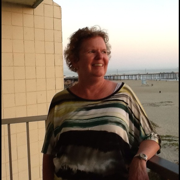 Profile Picture of Glenda Mullowney (@gmullowney) on Poshmark