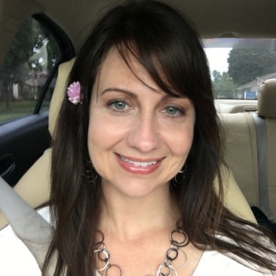 Profile Picture of Reba Roach (@reba_roach13) on Twitter