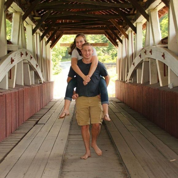 Kait Deaner - Poshmark Profile Picture of Kait Deaner (@kaitdeaner) on Poshmark