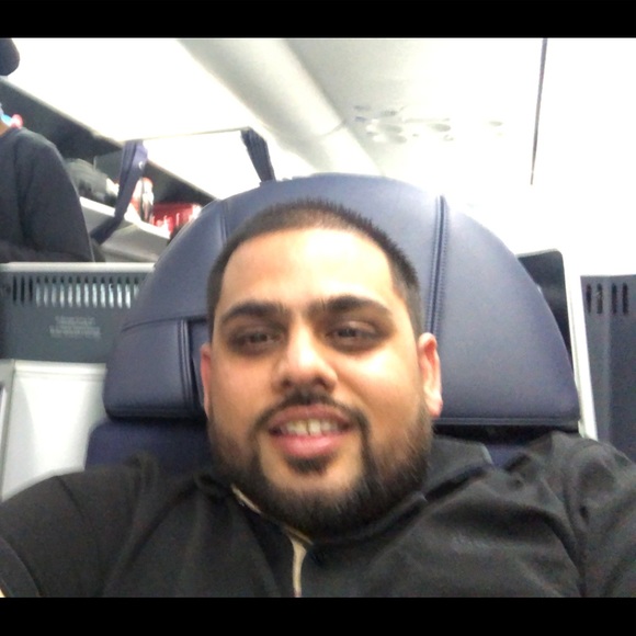 Profile Picture of Vinay Patel (@vpz1989) on Poshmark
