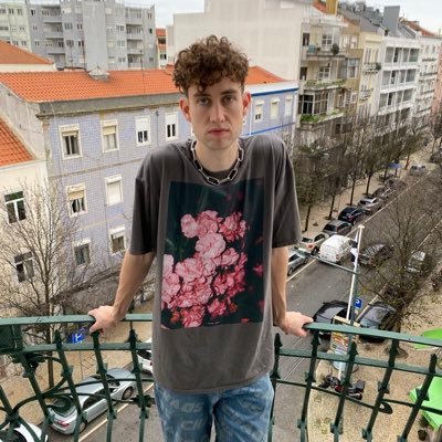 Profile Picture of Scott (@scottbowley) on Twitter