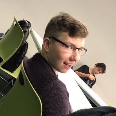 Profile Picture of John Manton (@johnmanton0409) on Twitter