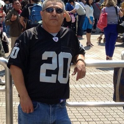 Profile Picture of Robert Chavana (@Rayderz12) on Twitter