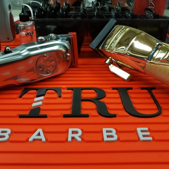 Lonzo Xiong - Poshmark Profile Picture of Lonzo Xiong (@lonzoxyooj) on Poshmark