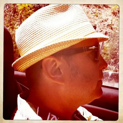 Profile Picture of John Fischer (@fischgrape) on Twitter