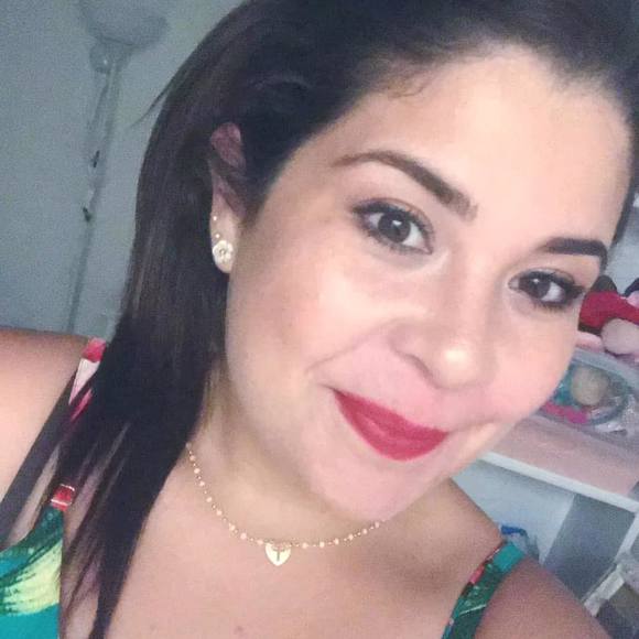 Profile Picture of Tadye Collaço (@tadyemaria) on Poshmark