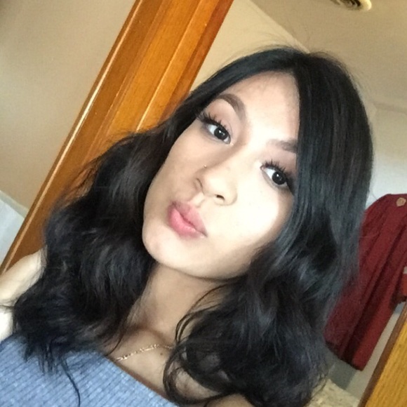 Profile Picture of Erica Castrejon (@erica_castrejon) on Poshmark