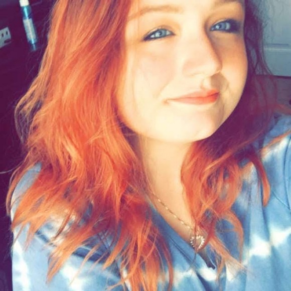 Profile Picture of Chasey Davis (@chaseynic) on Poshmark
