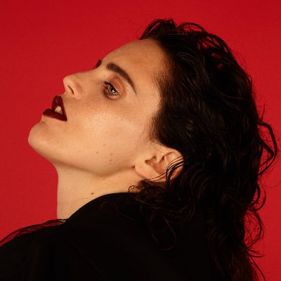 Profile Picture of Anna Calvi (@@annacalvi) on Twitter