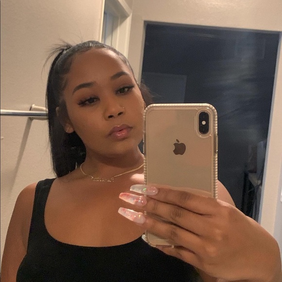 Profile Picture of Ashley Levario (@ashley_levario) on Poshmark