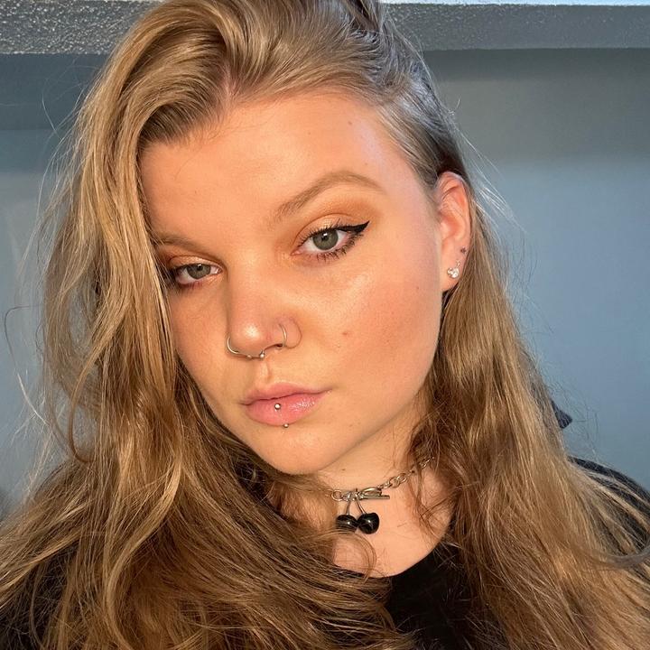 Profile Picture of Amy Matousek (@amymatousek) on Tiktok