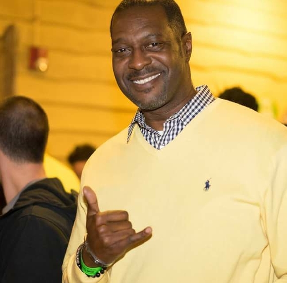 Profile Picture of Robert Bynum jr (@aphi1906a) on Poshmark