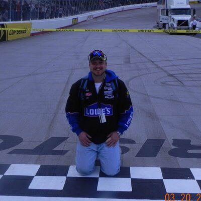 Profile Picture of A Rosenberger (@ptsbrgh13_aaron) on Twitter