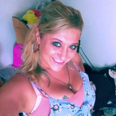 Profile Picture of Laura Bunn (@LauraBunn9) on Twitter