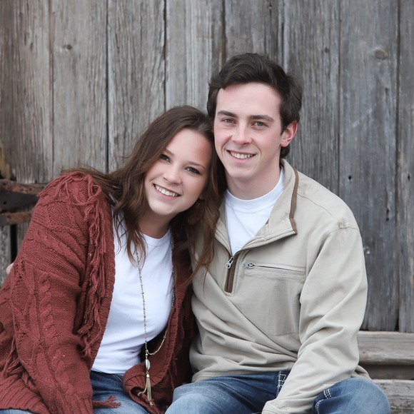 Paula Huettenrauch - Poshmark Profile Picture of Paula Huettenrauch (@paula5794) on Poshmark