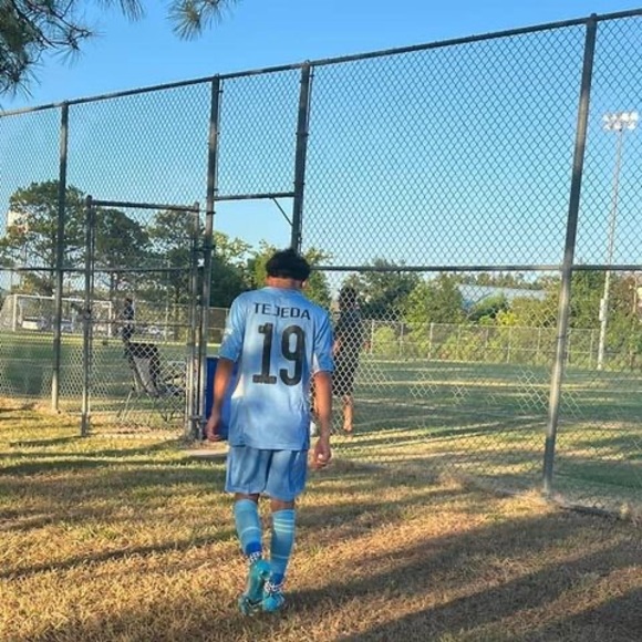 Profile Picture of Daniel Tejeda (@danieltejeda111) on Poshmark