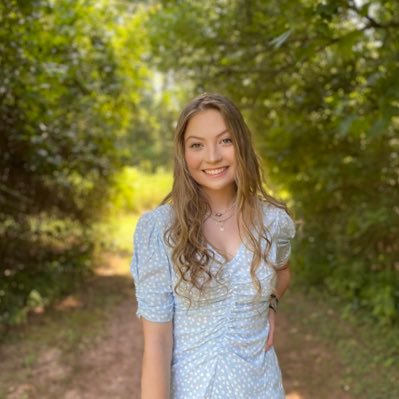 Profile Picture of Faith Williams (@scarlett_karen) on Twitter