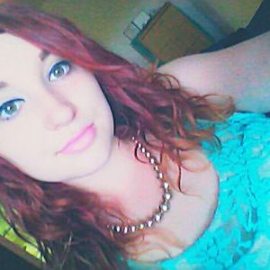 Profile Picture of Hailey Wright (@princess_HAZE97) on Twitter