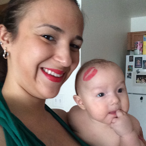 Profile Picture of Nickole Shyne (@salmon_lover) on Poshmark