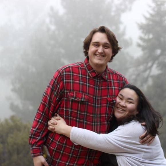 Profile Picture of Grace Doehring (@gracedoehring96) on Poshmark