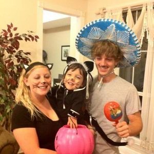 Profile Picture of Dani Dermody (@danifany) on Myspace